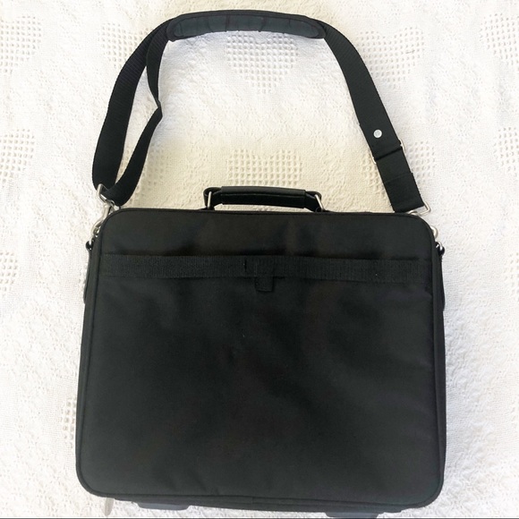 Targus 15.6” Traditional Notepac Padded Laptop Case Adjustable Carrying Strap ⬛️ - Picture 2 of 8